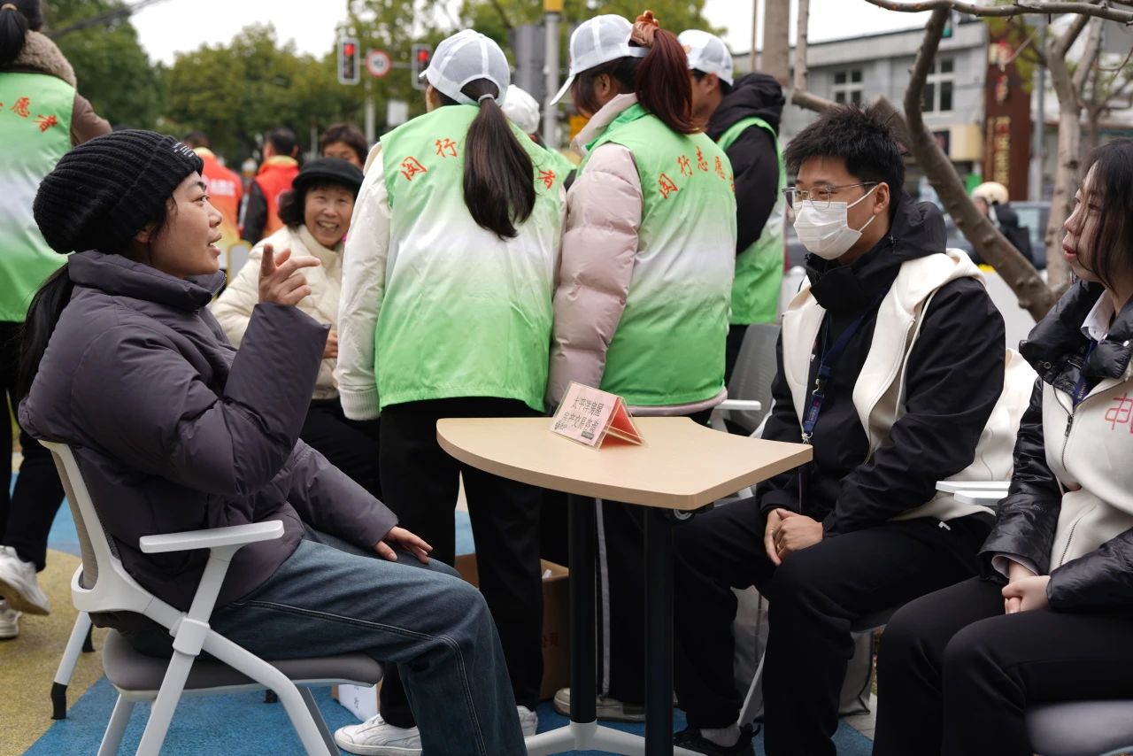 党建引领，争做社区好邻居！点击查看太平洋人N种“学雷锋”的方式→